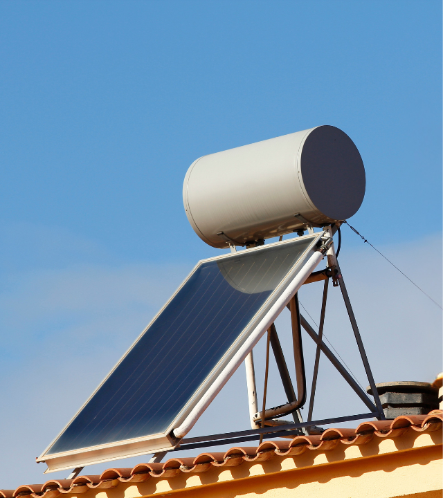 foto di un pannello solare termico - eusosystem energia cagliari